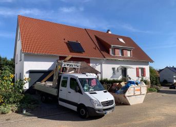 Steildacharbeiten, Sanierung eines Mehrfamilienhauses