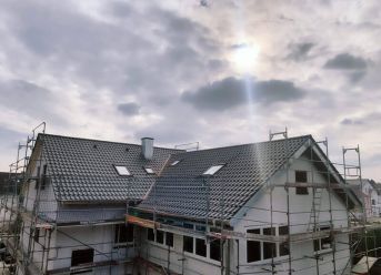 Gerüstbau, Sanierung eines Mehrfamilienhauses