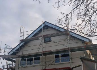 Gerüstbau, Sanierung eines Mehrfamilienhauses